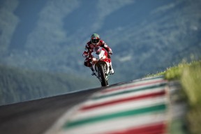 开云体育中国官方网站-西甲金靴争夺进入白热化，2021西甲金靴是谁