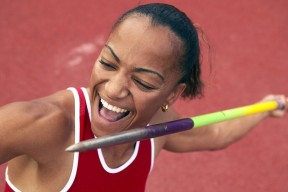 kaiyun体育app-女子篮球联盟引入国际先进战术理念丰富打法，女子篮球联赛叫什么